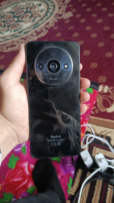 Redmi A3 xolati yaxshi 128ga 6 xotira