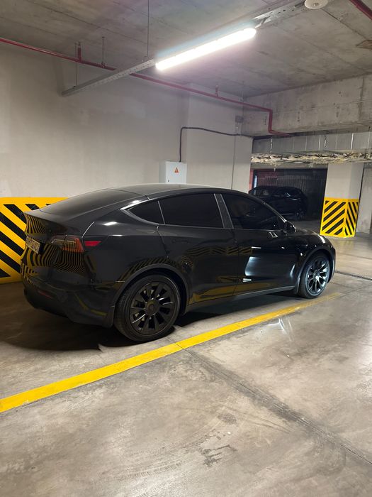 Tesla model y dual mator 0/100 5 secund