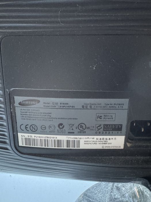Монитор samsung Ls19PUYKF/EN