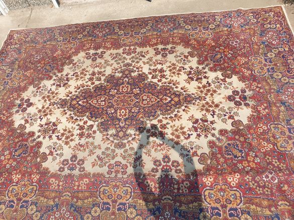 Сливенски килим тип персийски; медальон