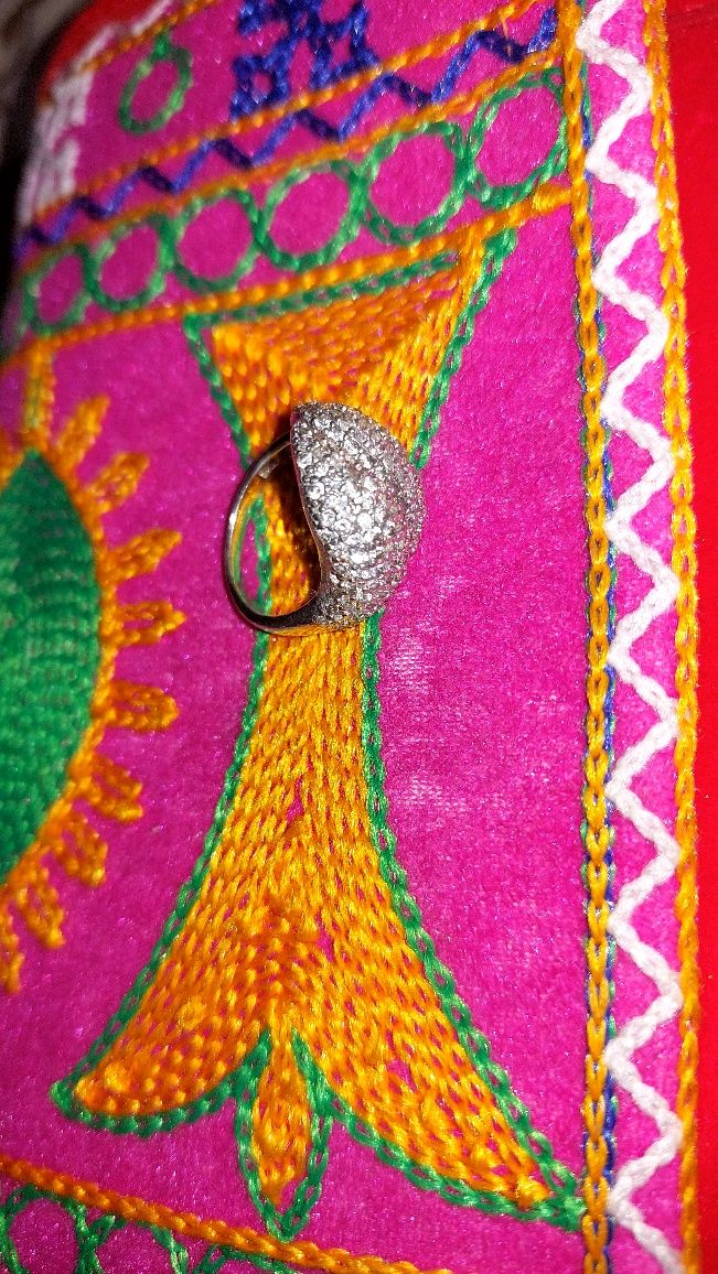 Продаются серебряные кольца и кулоны. Рука Фатимы.