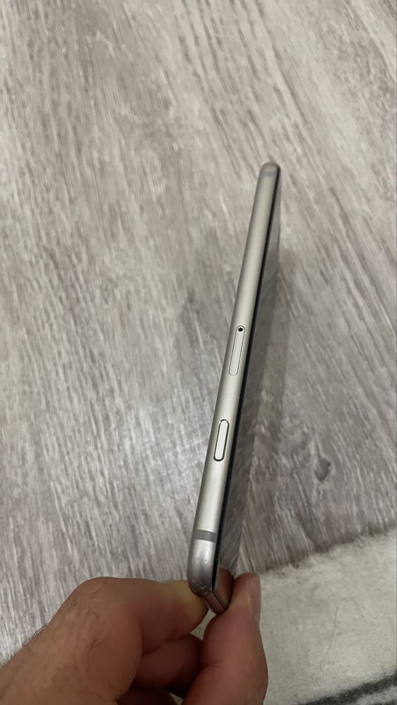 Srochni sotiladi Iphone 6s 32gb