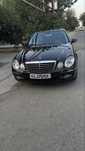Mercedes-Benz W211 E200