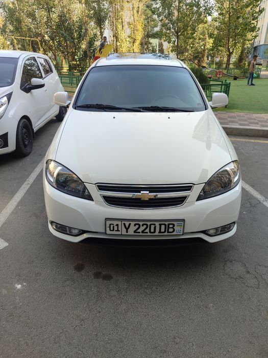 Gentra 2022 full aftamat 8000 km yurgan