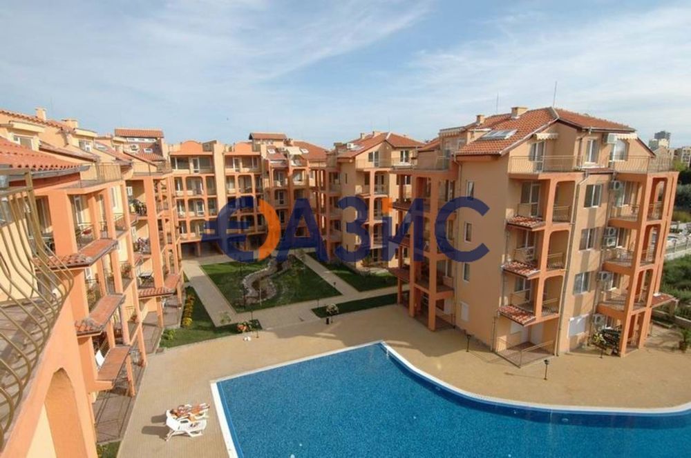 Продава се Двустаен апартамент в к.к. Слънчев бряг - 55 кв.м за 819 €/кв.м - Снимка #13