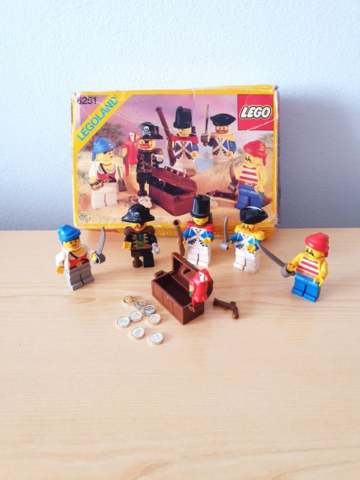 Лего пирати за колекция