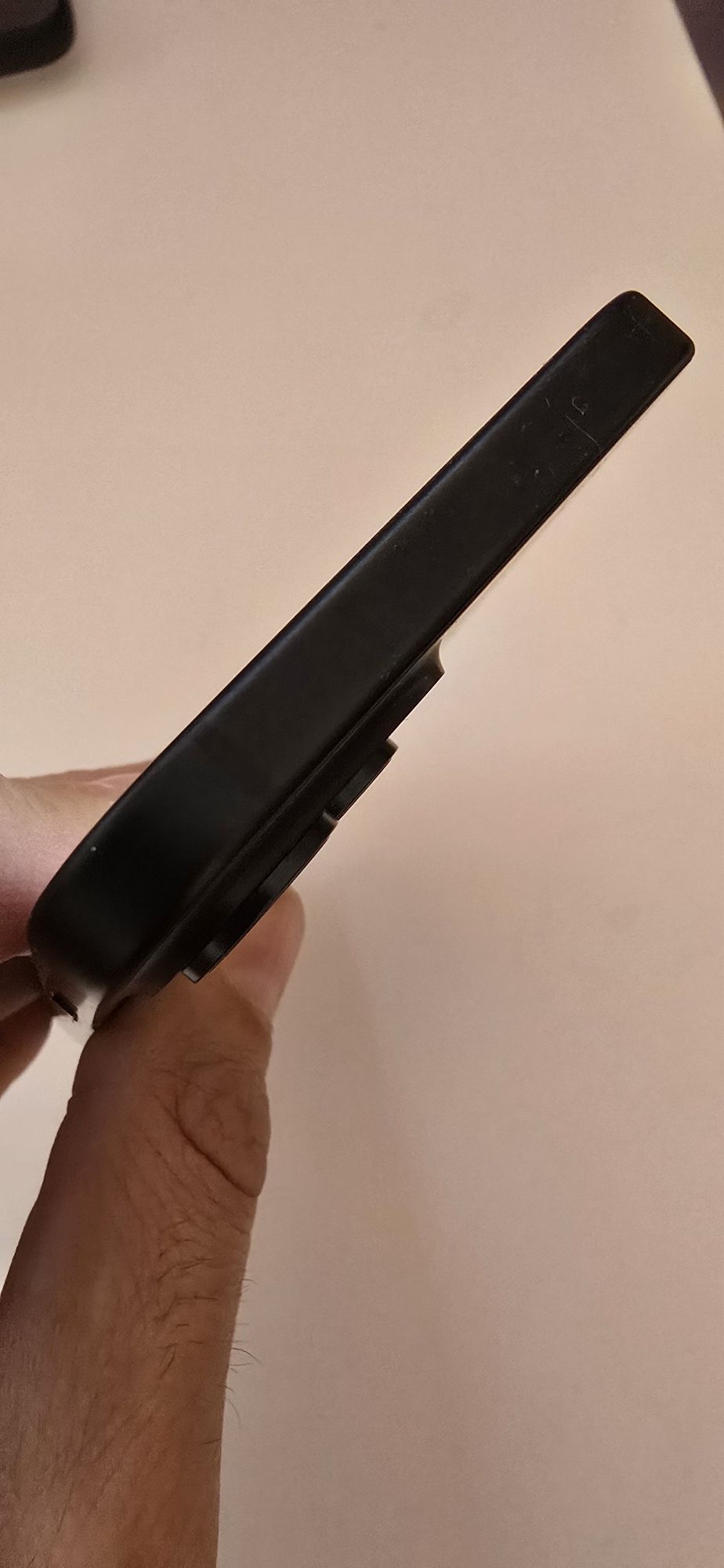 Iphon 15 98% батерия, 132 цикъла на 5 месеца.