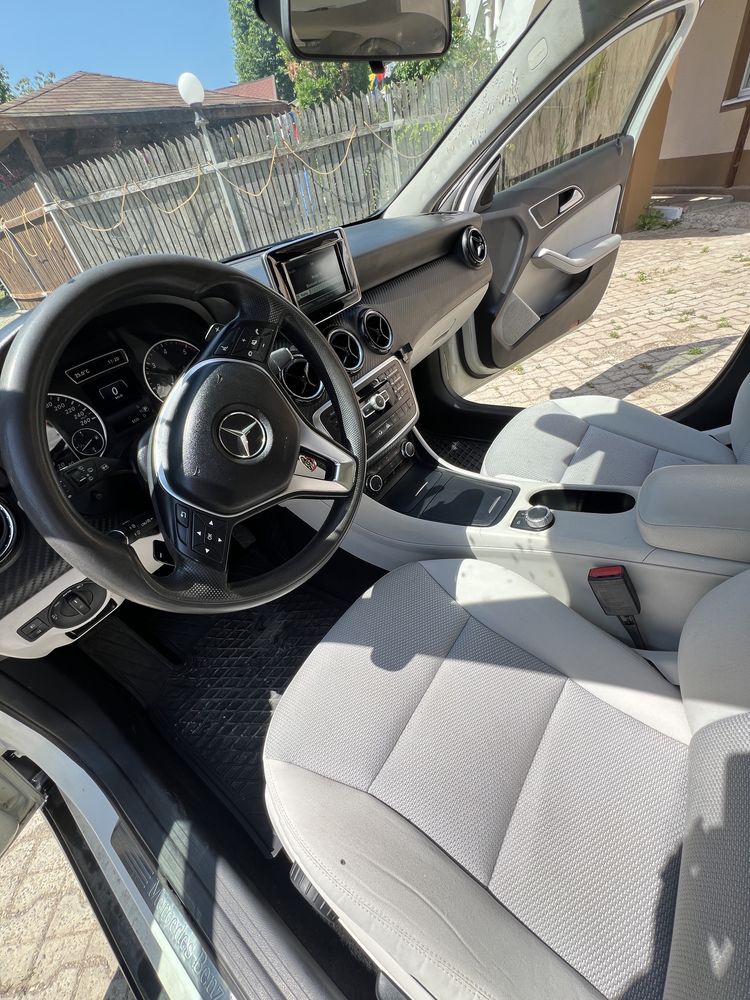 Mercedes-Benz GLA 4MATIC – 2014 – Prim proprietar – Cutie automată