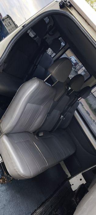 Ford transit 8+1