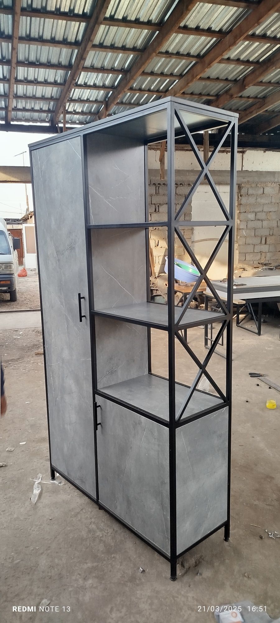 Loft shikaft va stilajlar