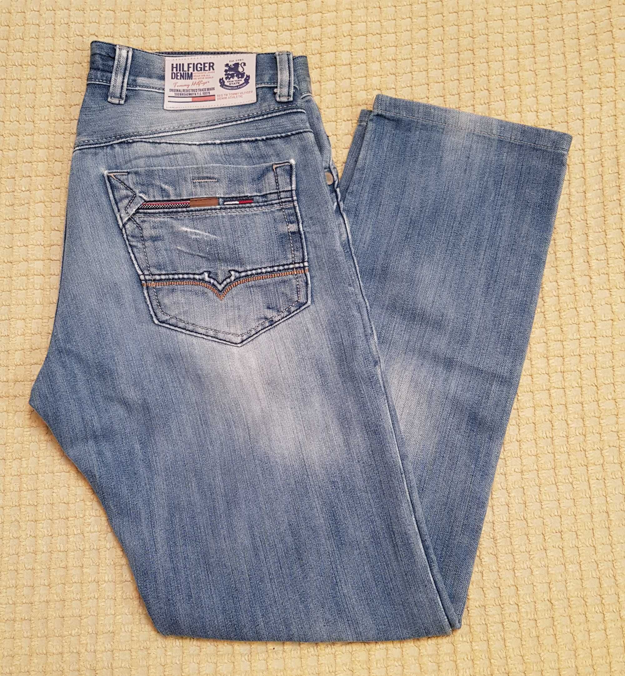 Pantaloni jeans blugi TOMMY HILFIGER albastri W31 (talia)