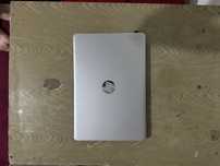 Hp laptop 15s core i3 12-pokaleniya