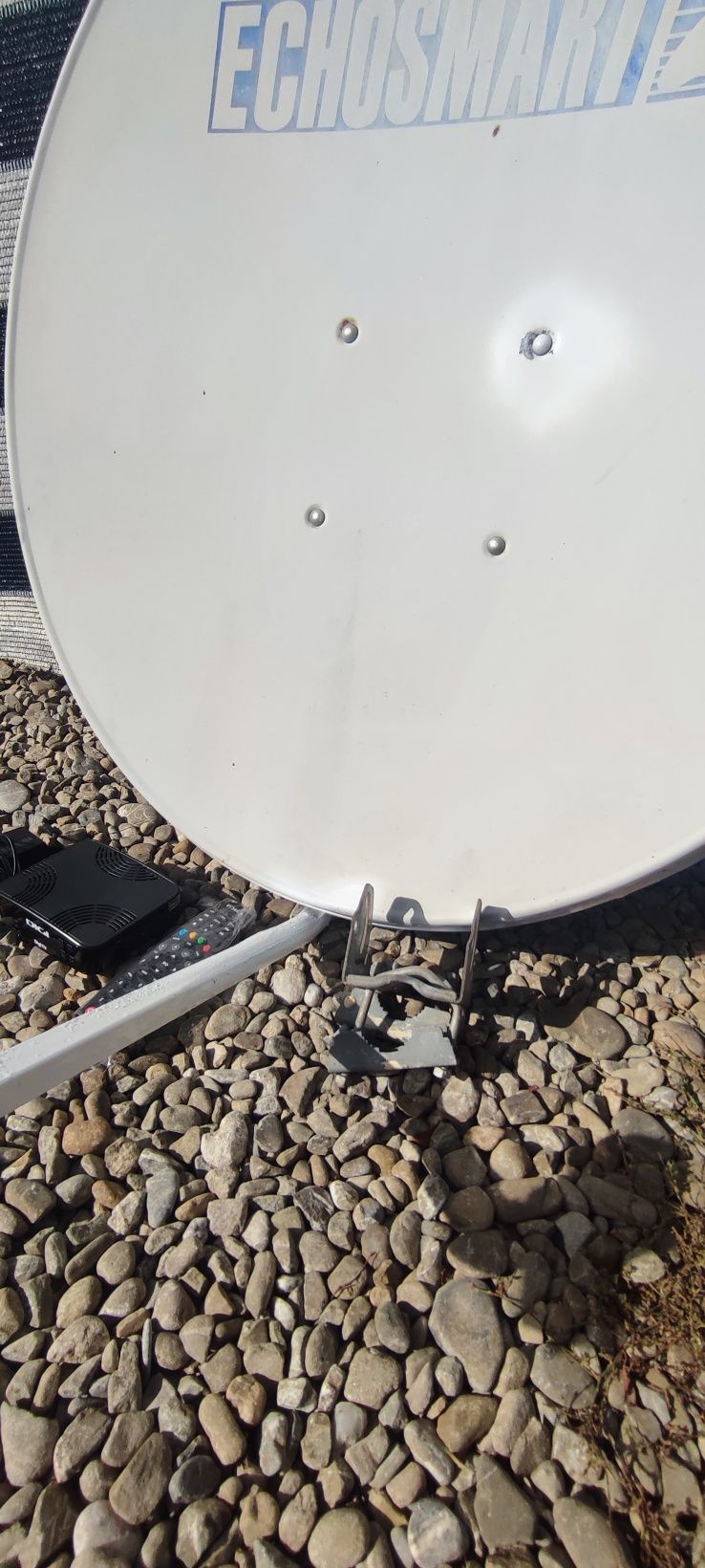 Antena satelit Digi