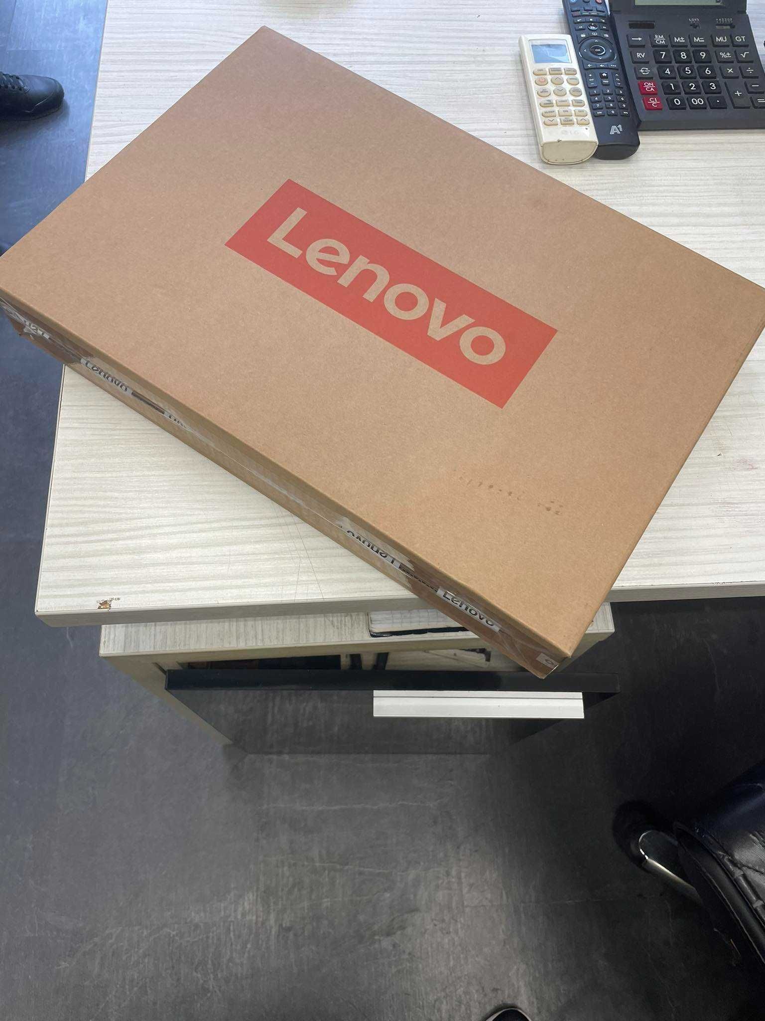 Лаптоп Lenovo IdeaPad Slim 3 15IAH8