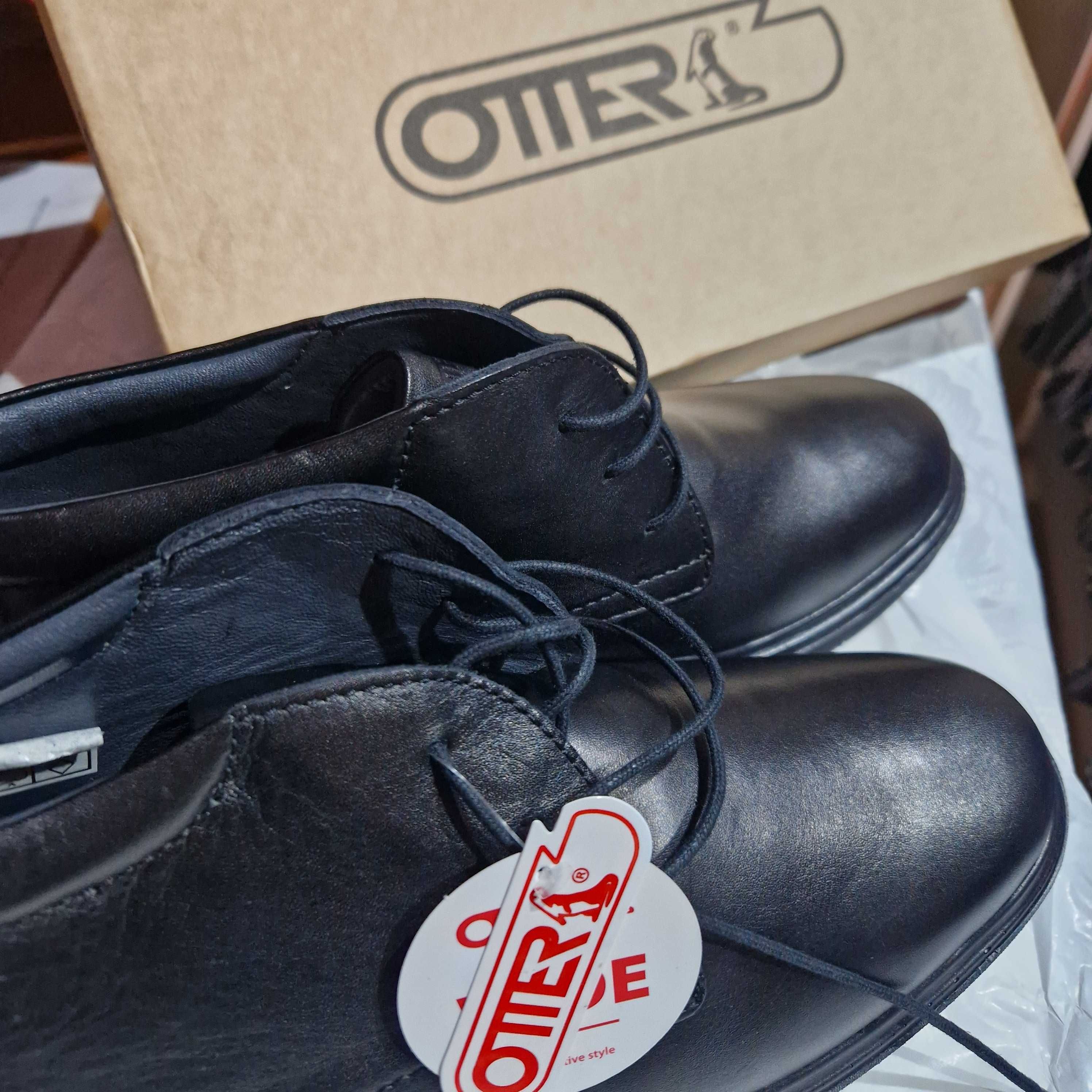 Ghete Otter culoare
Negru, 43