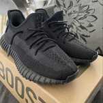 Vand yeezy 350 onyx cu eticheta full box