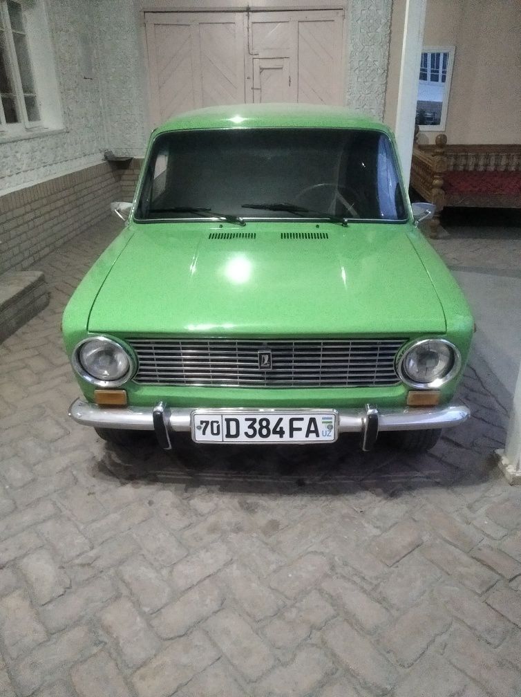 Ваз 2102 сотилади