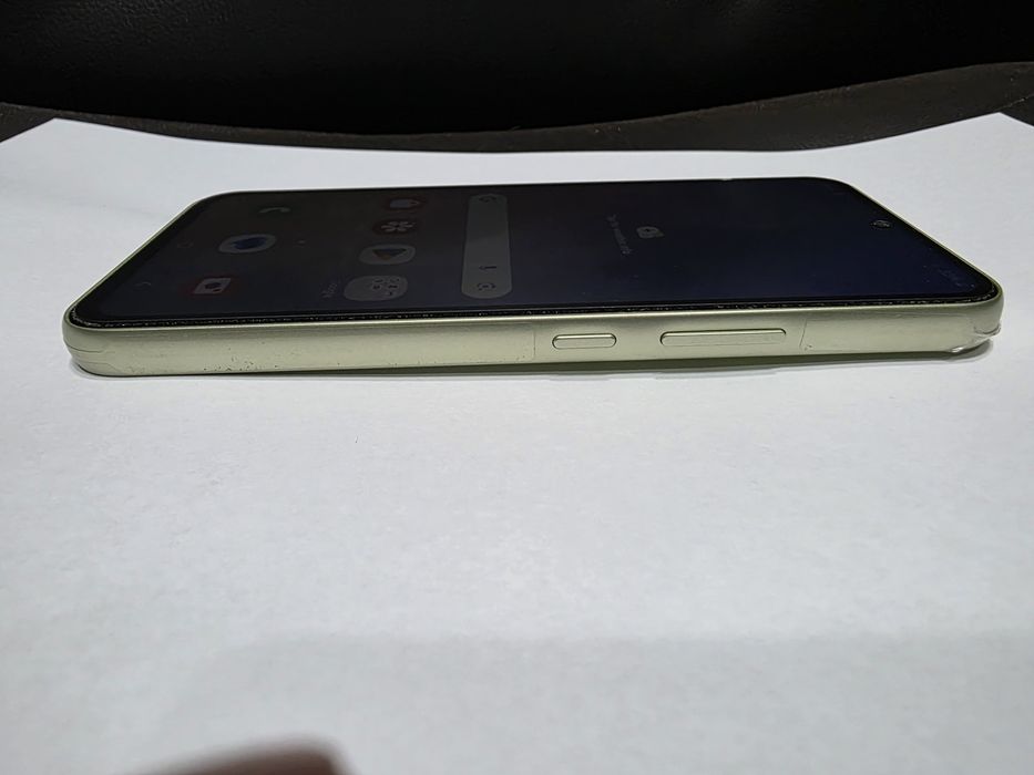 Samsung Galaxy A54 Yellow 128GB 8GB-RAM Impecabil Liber de retea