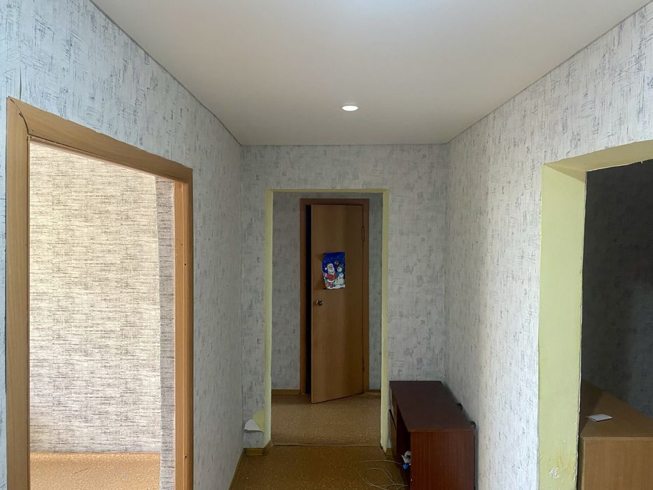 Продам большую 4-комн квартиру, 85квм  микр Горняк