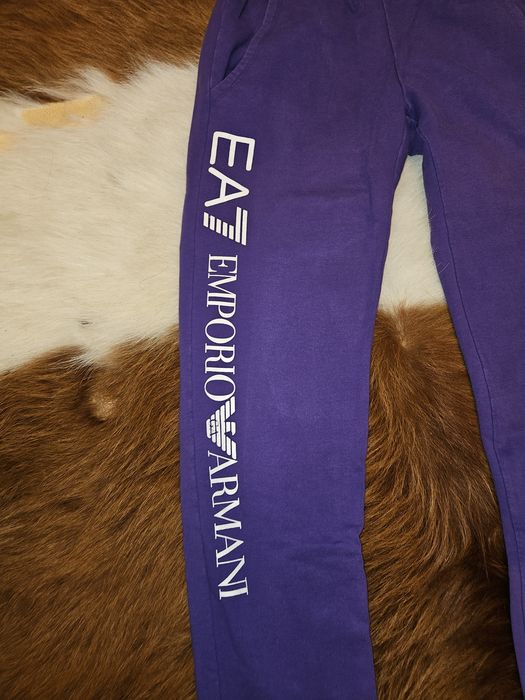 Vand pantaloni sport de dama  trening Xs Emporio Armani  mov