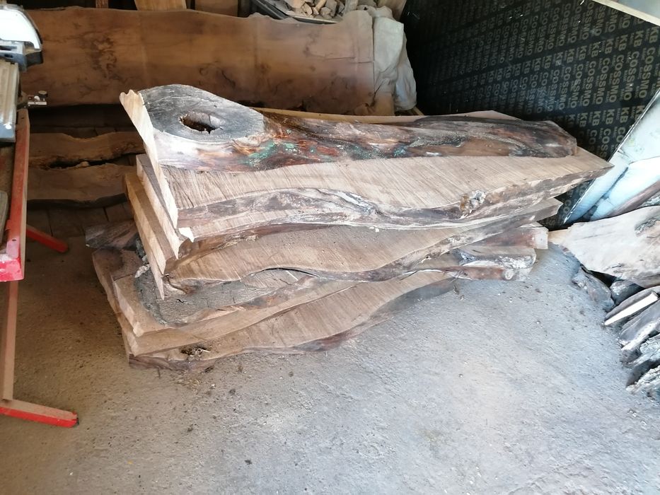 Бичене на трупи .