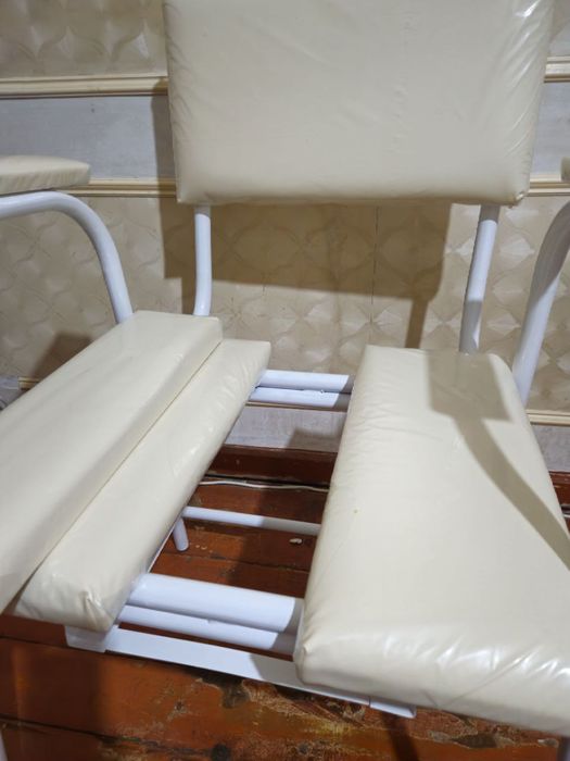 Продается новый горшок стул для пожилых и больных людей