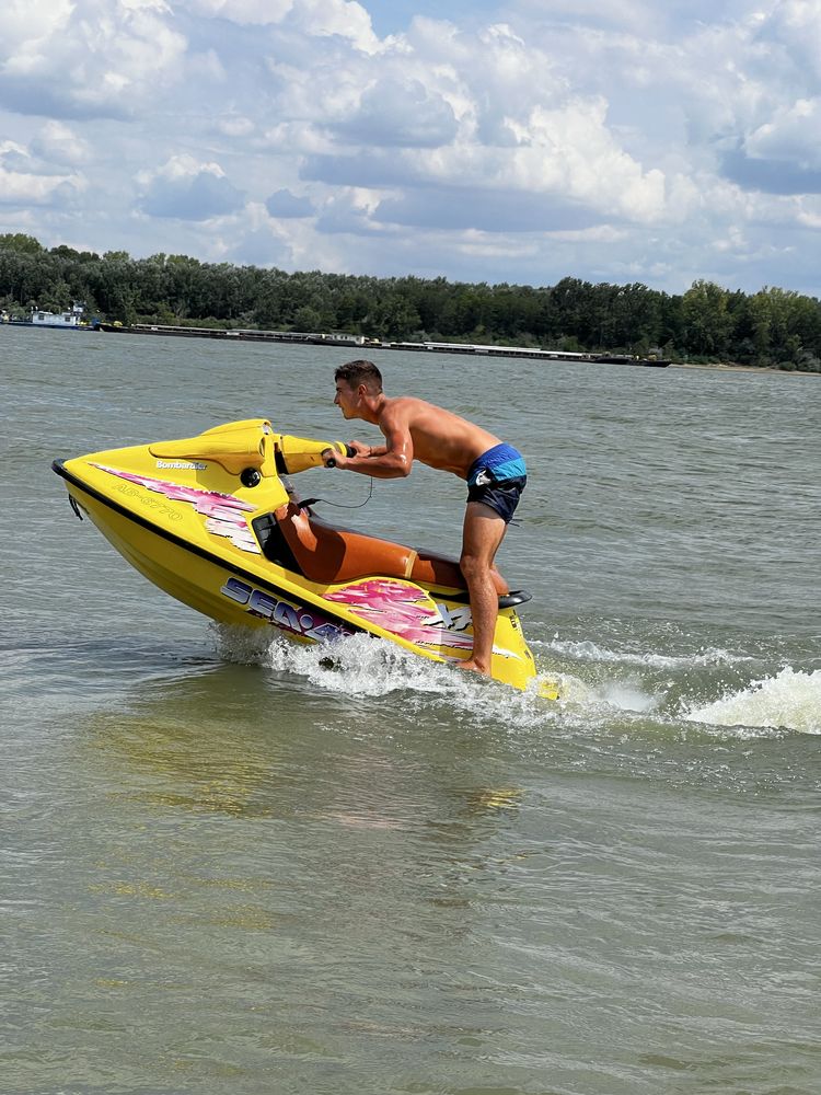Jet sky bombardier