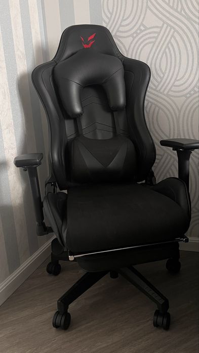 Продам кресло игровое