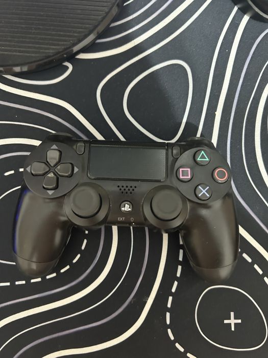 Продам геймпад,джостик dualshok 4