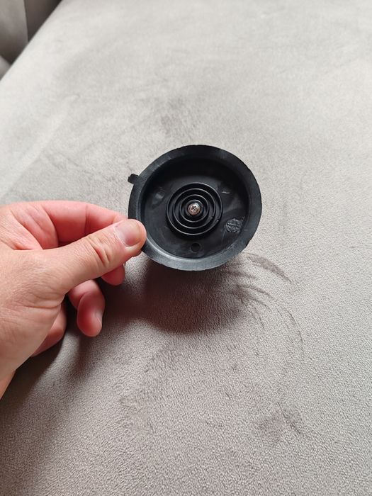 Picioare rezistente la șocuri și antiderapante pentru masina de spălat