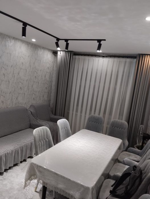 Mirobod bozori yonida kvartira bor