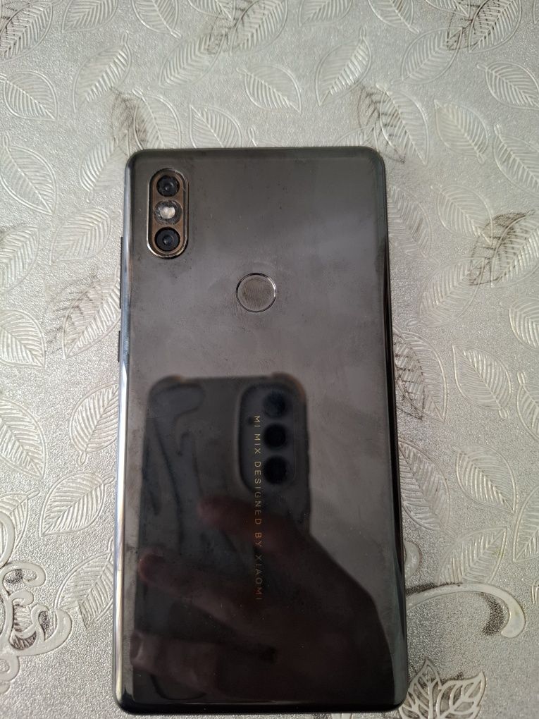 Продам или обменяю xiaomi mi mix 2s