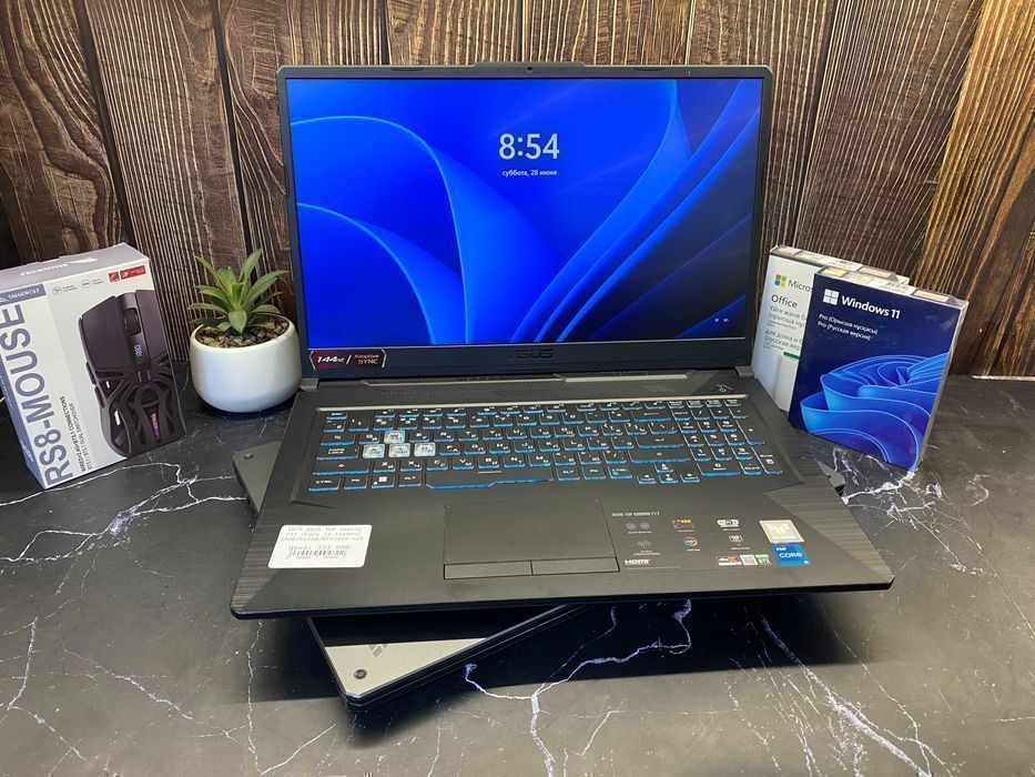 Ноутбук(и) ASUS TUF Gaming F17 - Core i5‑11400H / 16 GB /512GB 22-08