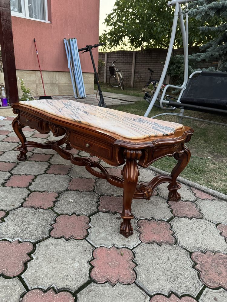 Masa de cafea stil baroc cu blat de marmura si 4 sertarase