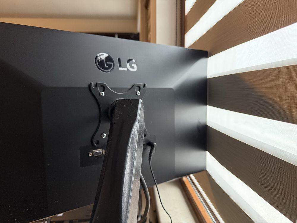 Монитор LG 24MK600M-B