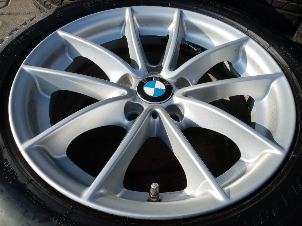 Jante originale BMW X3 X4 F25 F26, 17"cu anvelope de iarnă.