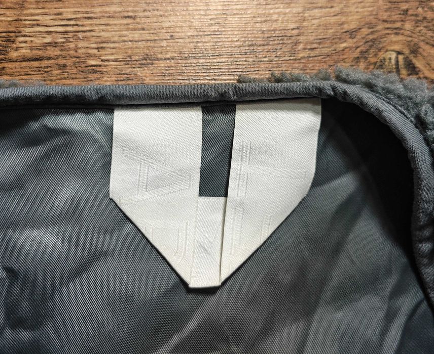 ARKET Оригинална мъжка грейка / жилетка размер М