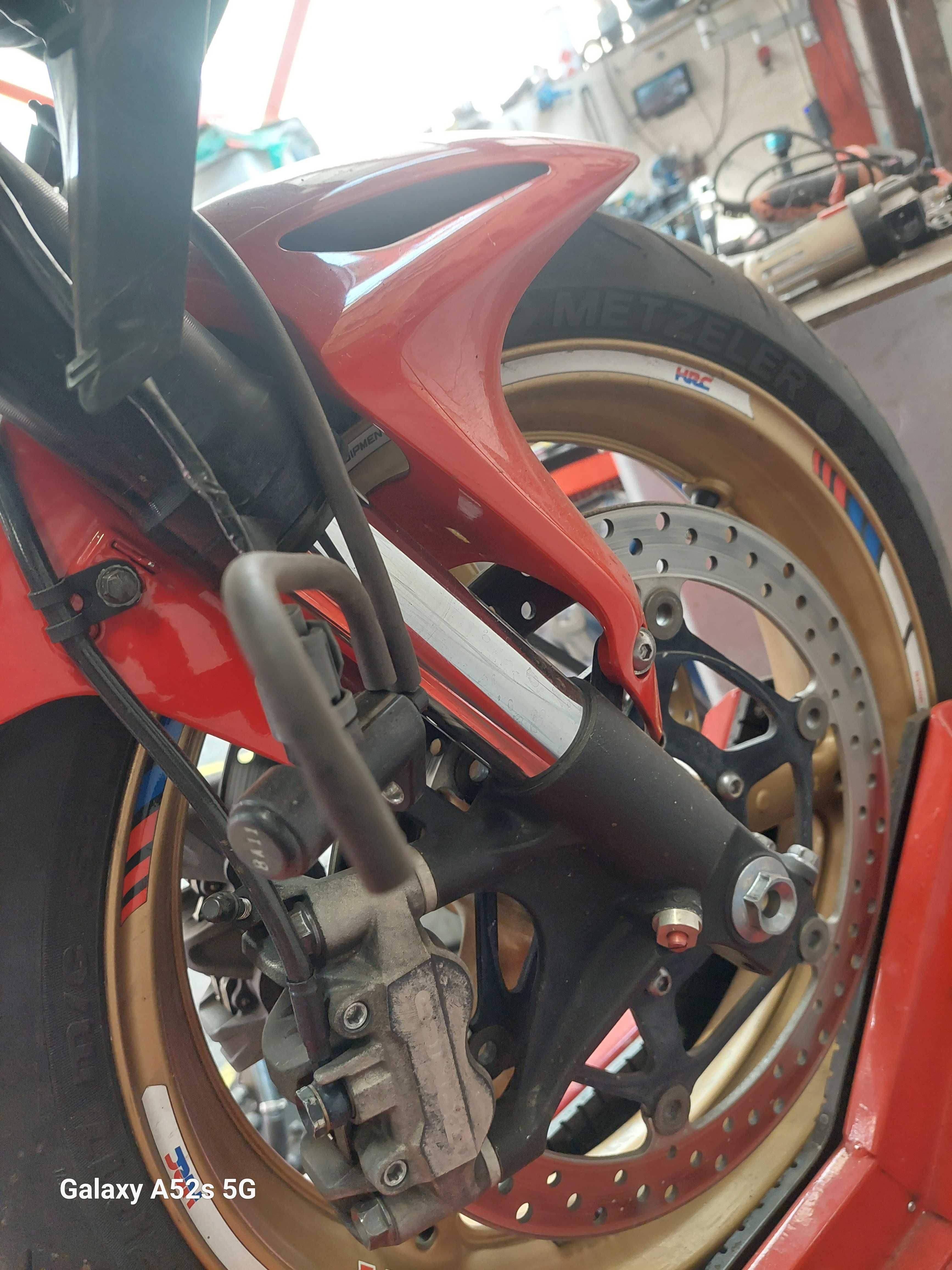 Honda CBR 1000 RR на части