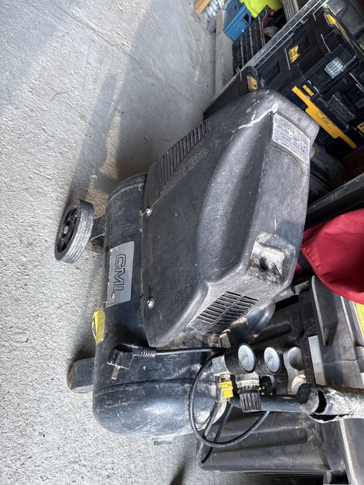 Компресор за въздух CMI 24 литра