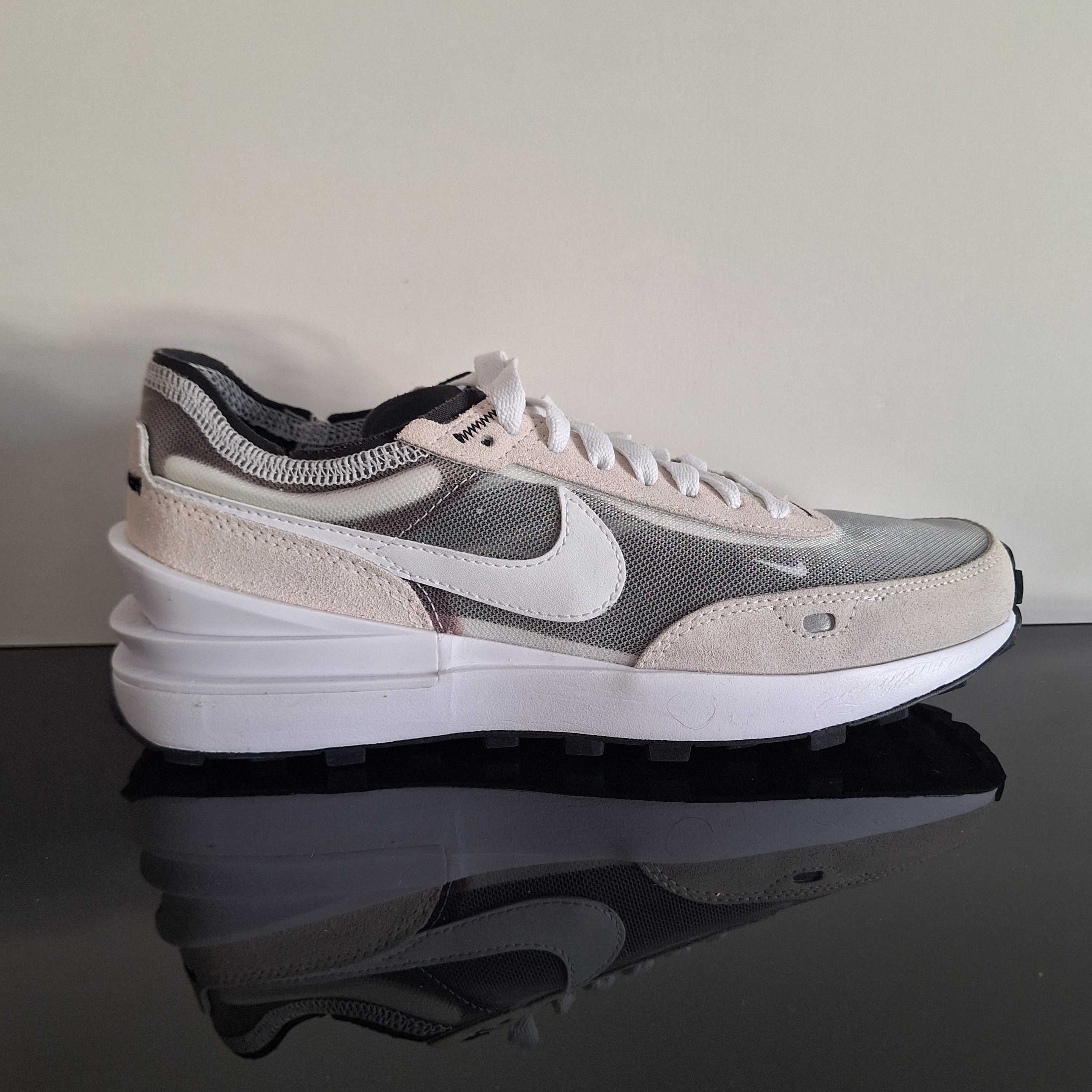 Nike Waffle One (GS)  номер 38.5