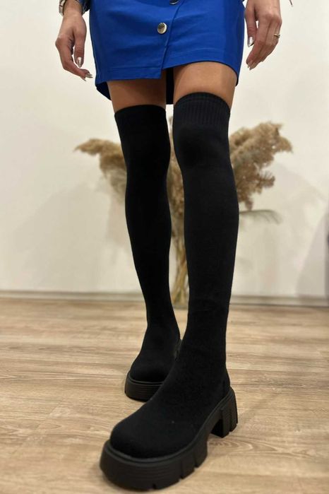 Черни ботуши тип чорап