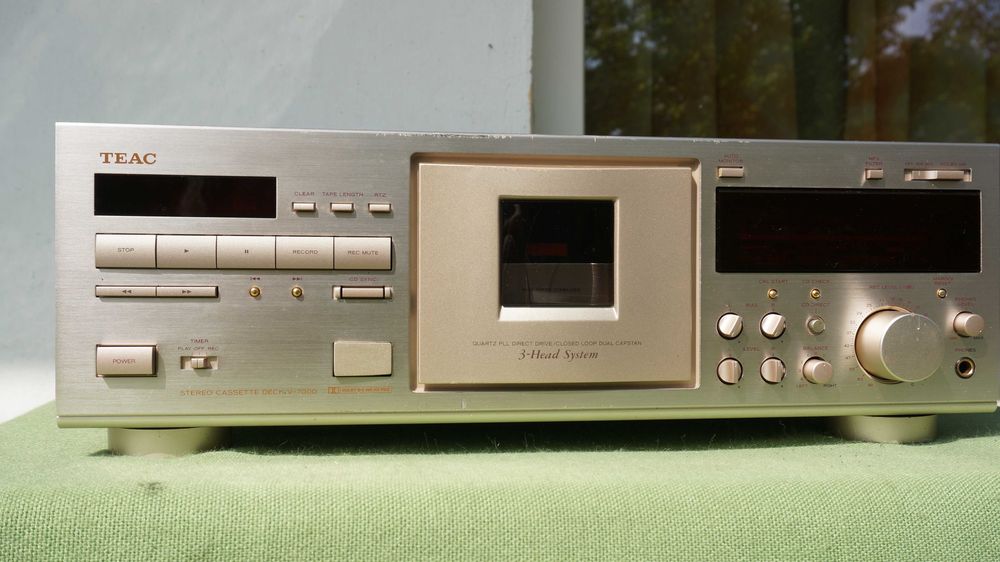 Casetofon deck TEAC V7000