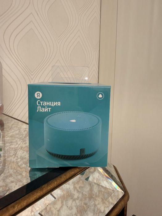 Умная колонка Яндекс Станция Лайт YNDX-00025 зеленый