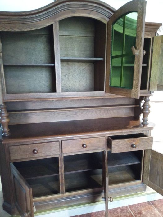 Ретро кухненски шкаф