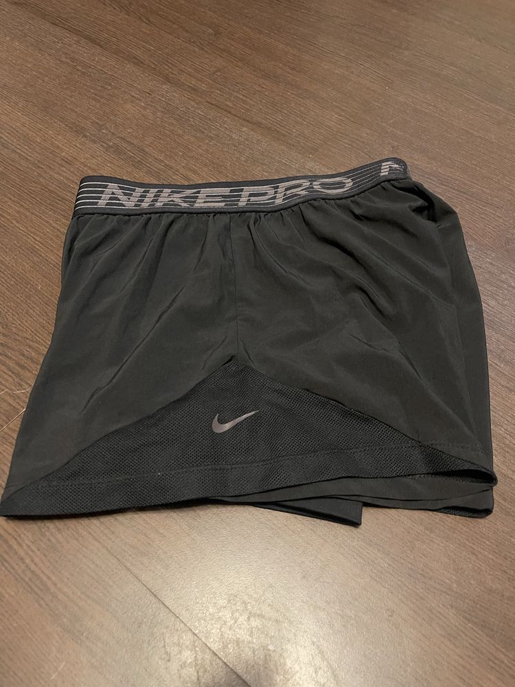 Pantaloni scurti Nike Pro