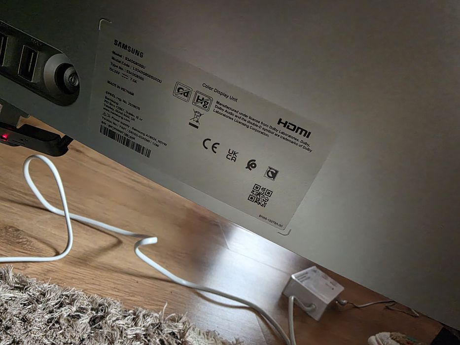 Монитор Samsung 34" Odyssey OLED G8