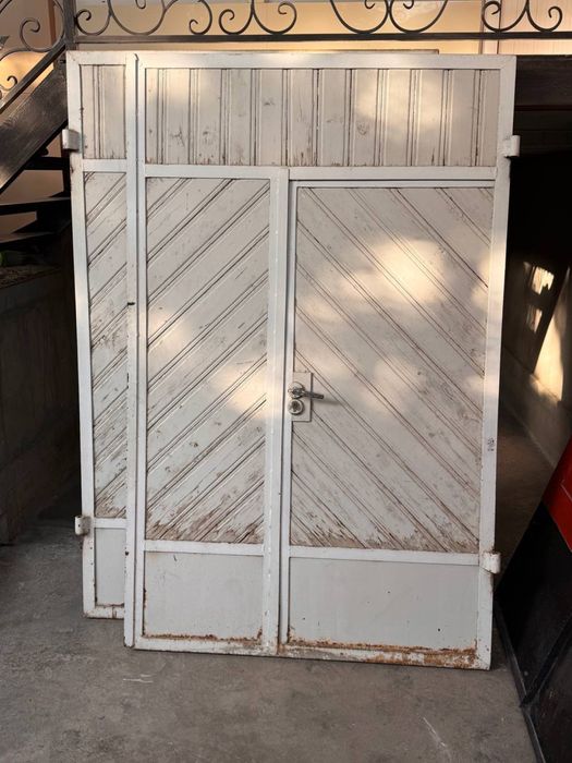 Сотилади темир дарвози