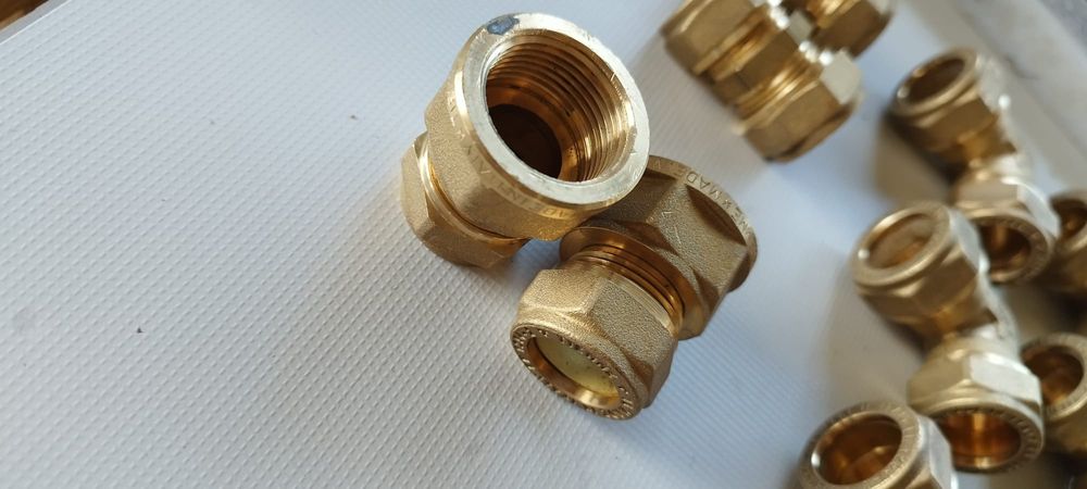 Racorduri compresie cupru 18mm