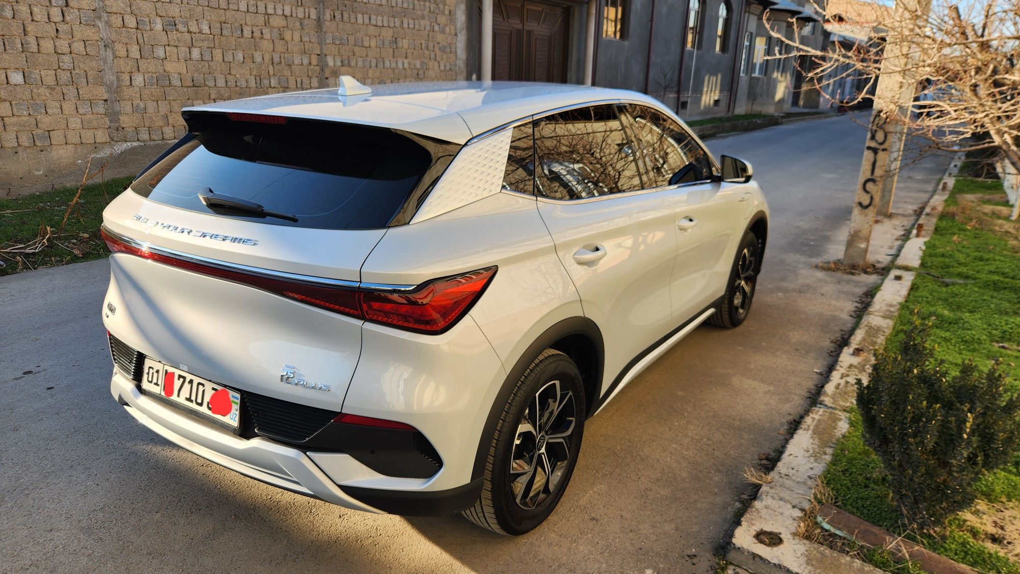 BYD Yuan Plus 510 yuradi  NARDO GREY rangi 2023 yil kraskasi toza