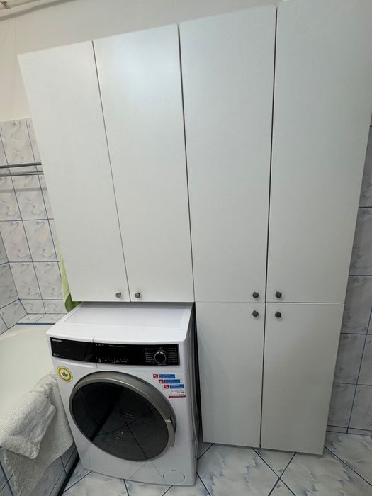 Mibilier baie: dulap mare, dulapior si dulap cu oglinda